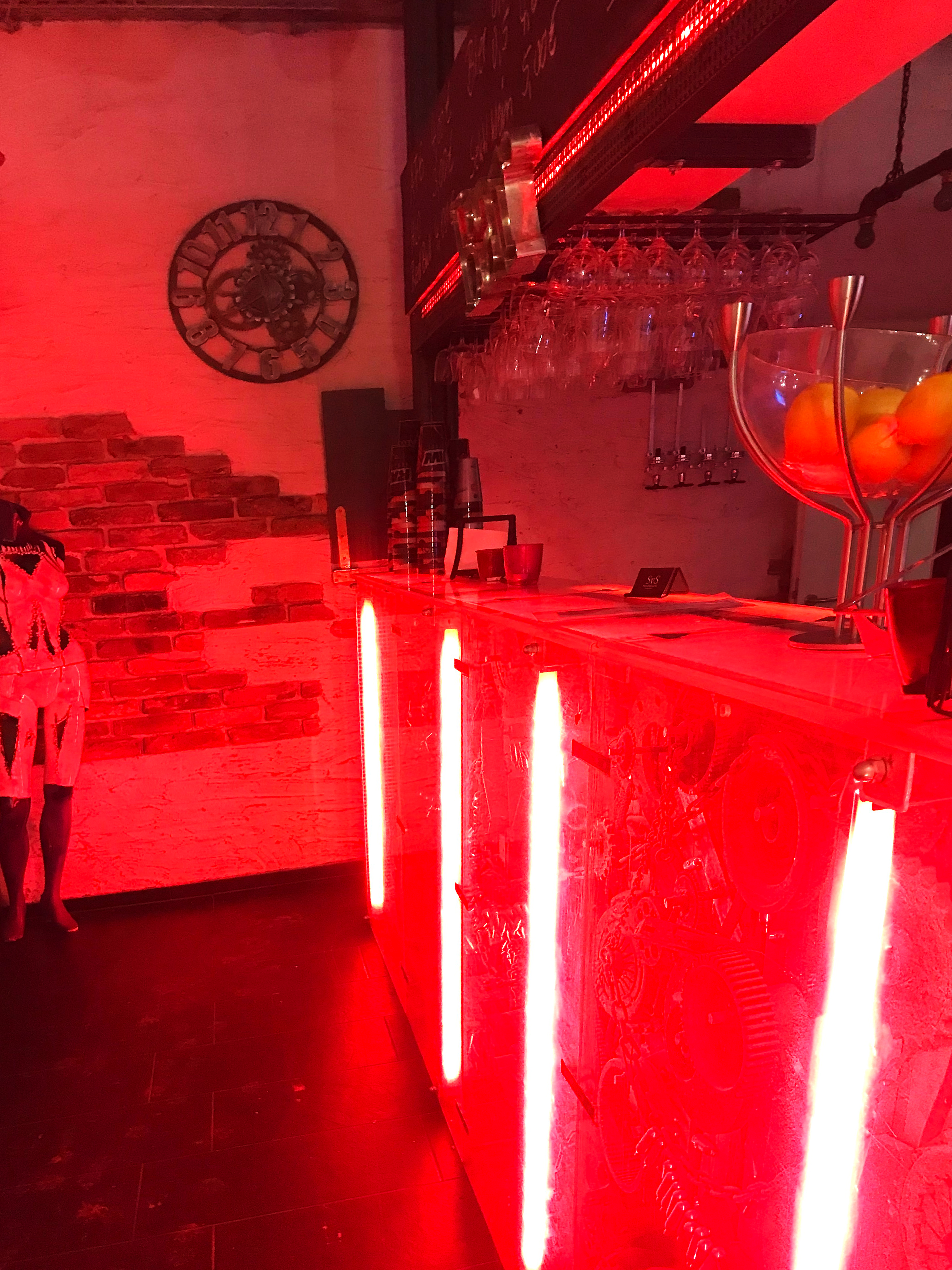 Bar Hauptbild