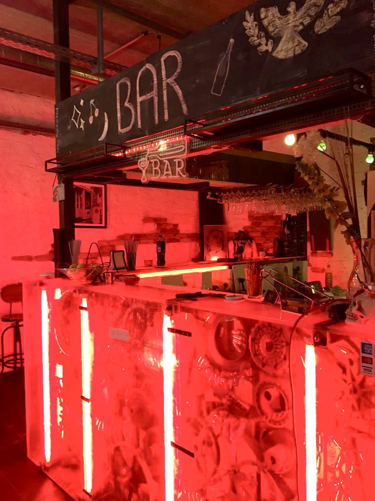 Bar Detail 2