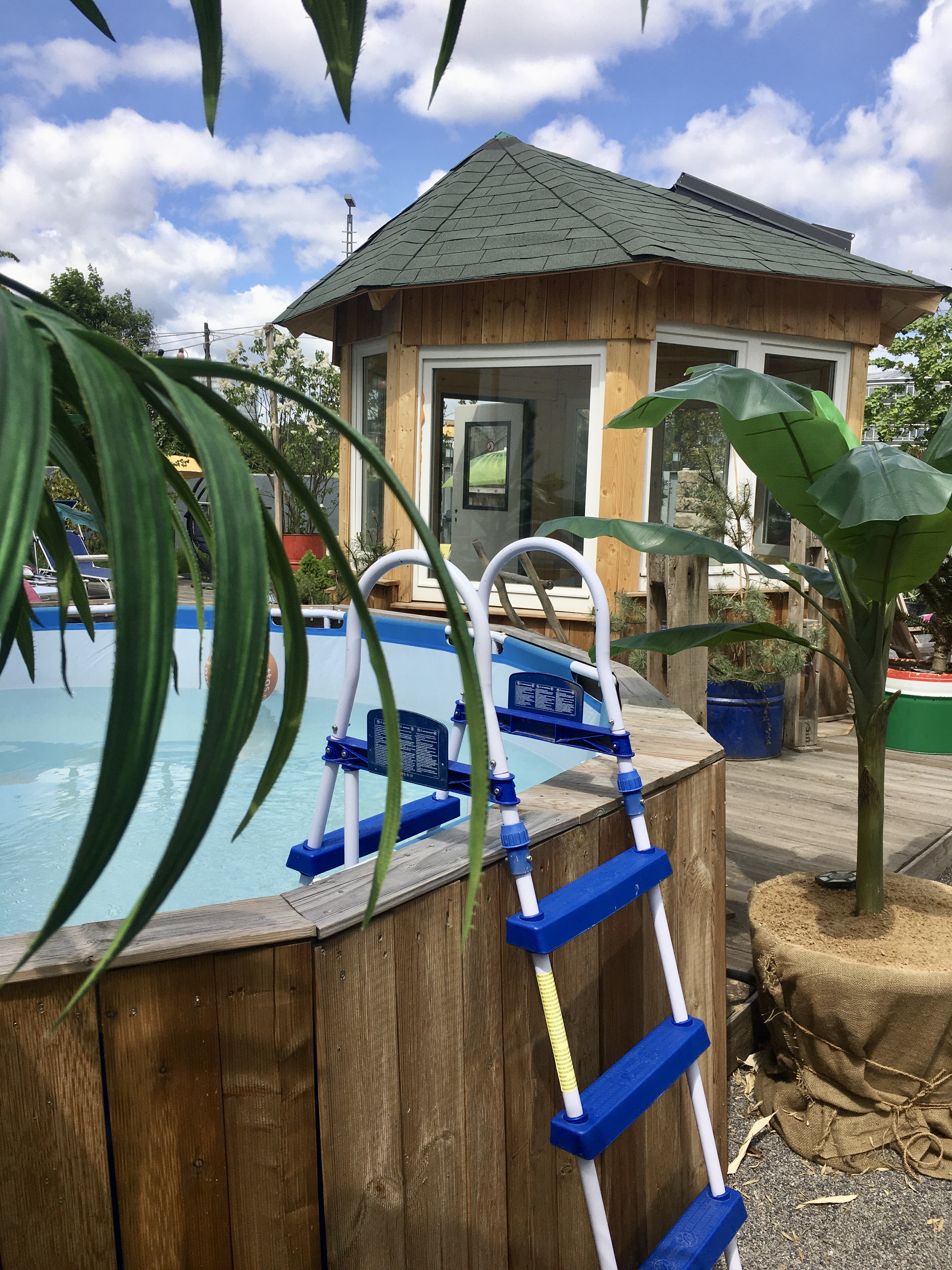 Pool 2